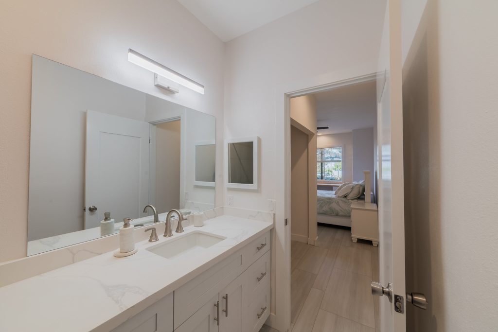 master bath (3)