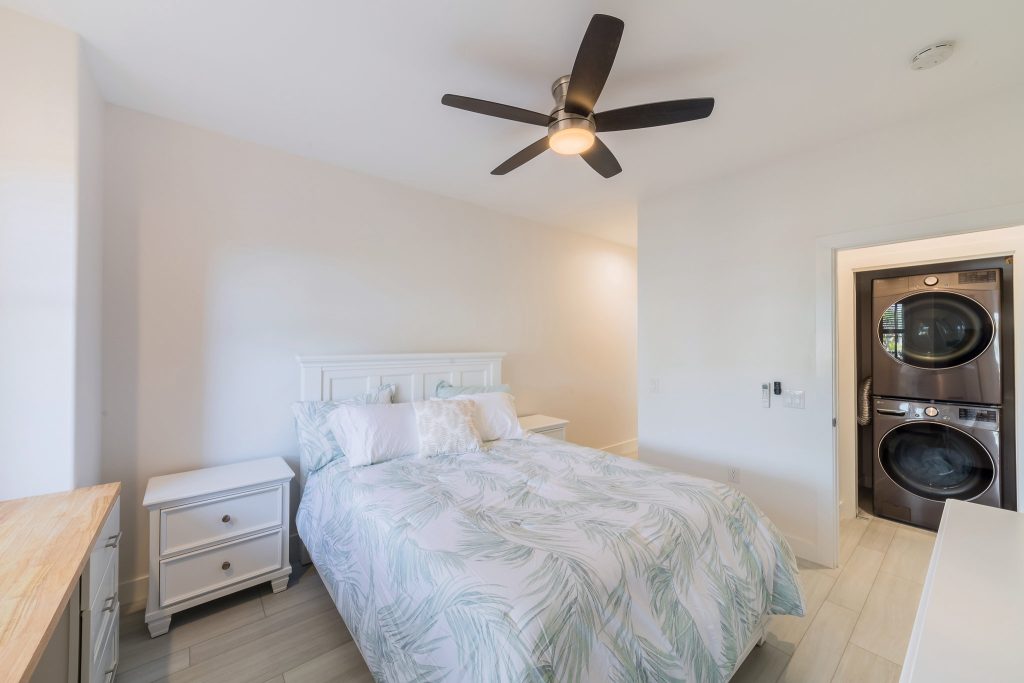 master bedroom (2)